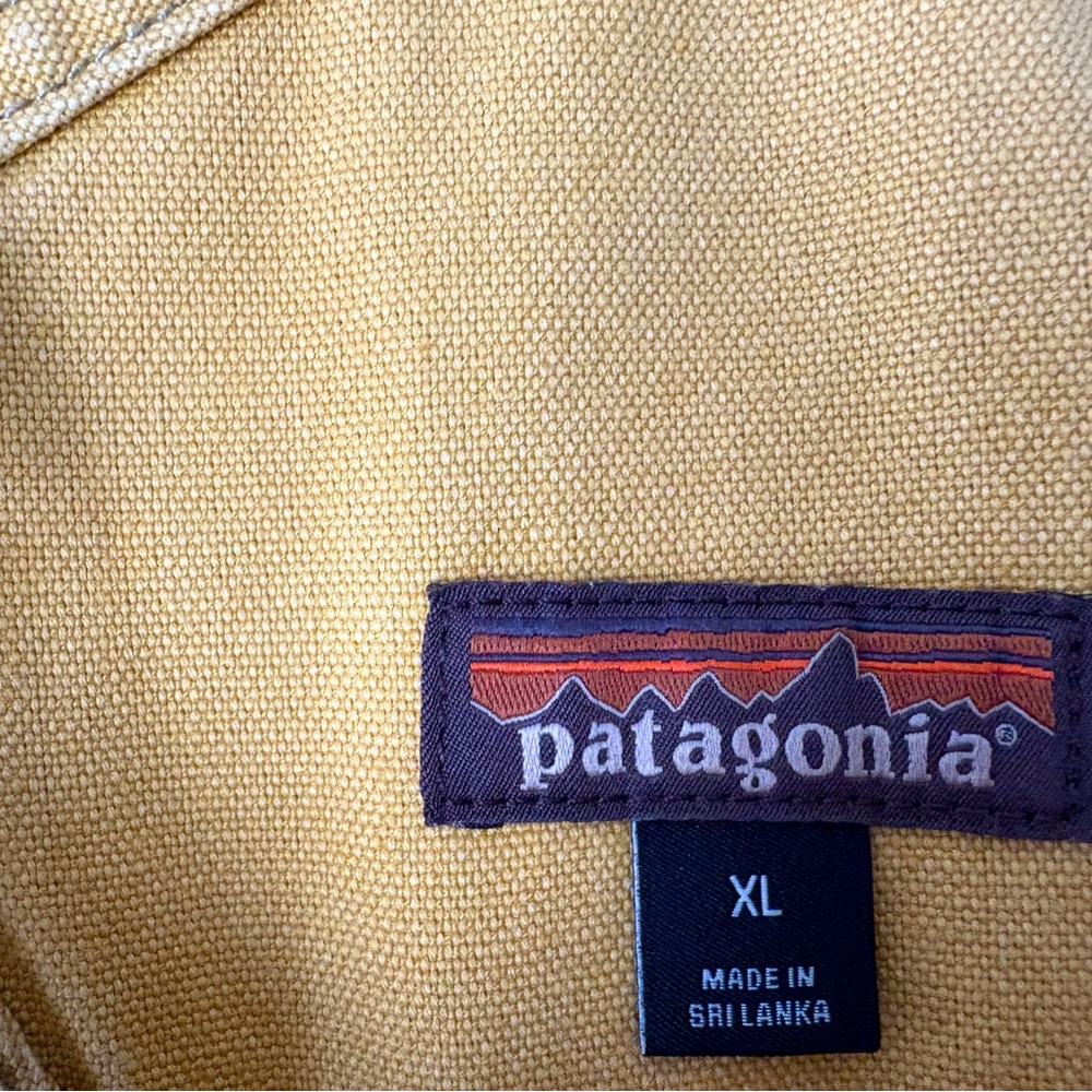 Women’s brown super comfy XL Patagonia overalls like new worn a few times. - Picture 2 of 4